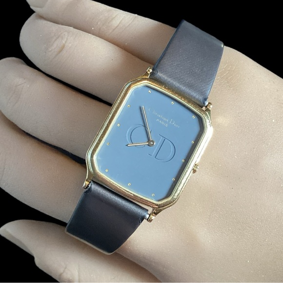 Vintage 1980’s Christian Dior CD Logo Wristwatch Unisex (t160) - Picture 1 of 16